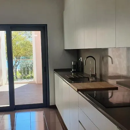 Atrium Arade Apartment *